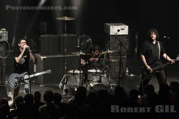 SHELLAC - 2007-05-26 - PARIS - Le Bataclan - Steven Frank Albini - Robert Spurr Weston IV - Todd Stanford Trainer